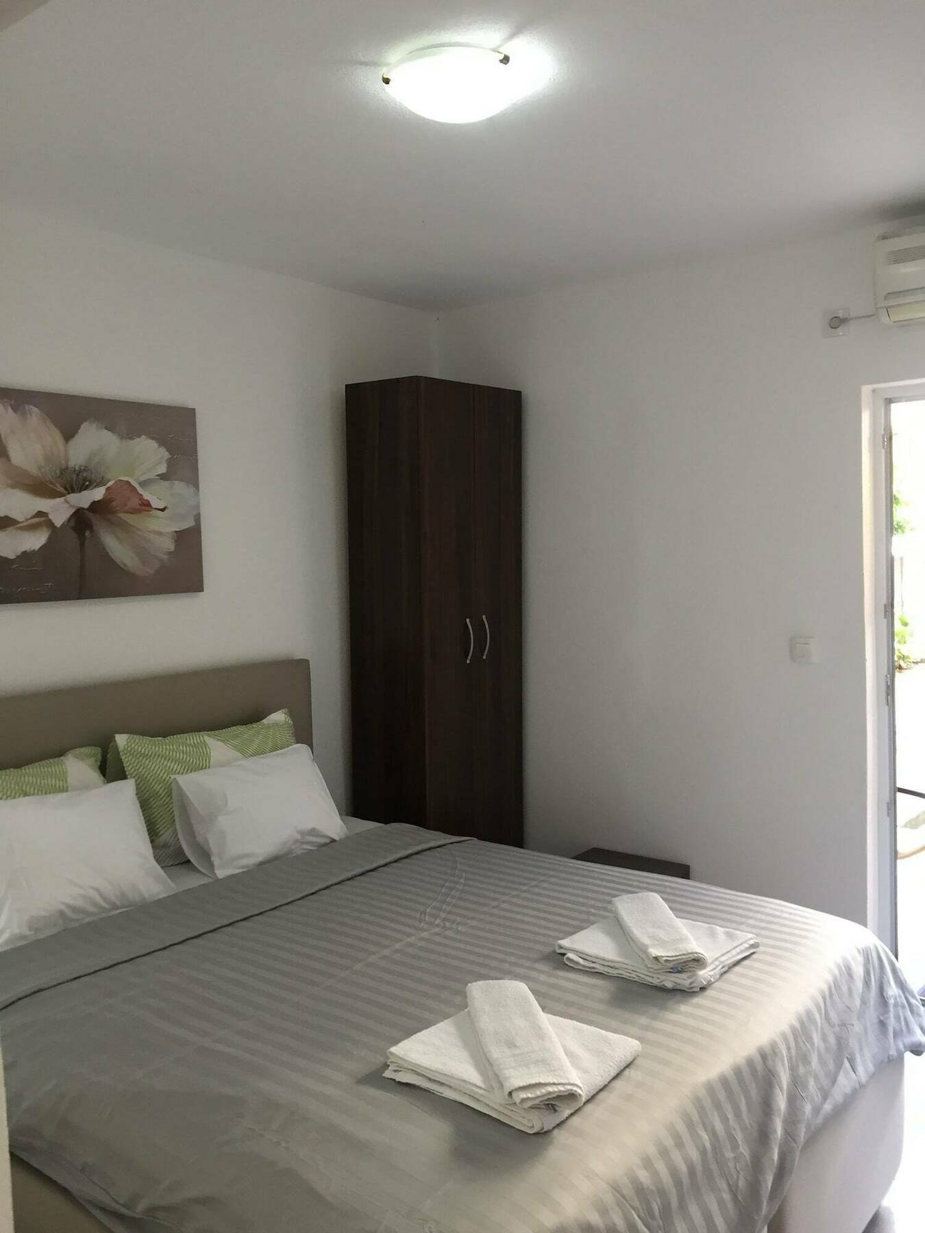 Radovic Apartments Будва Экстерьер фото